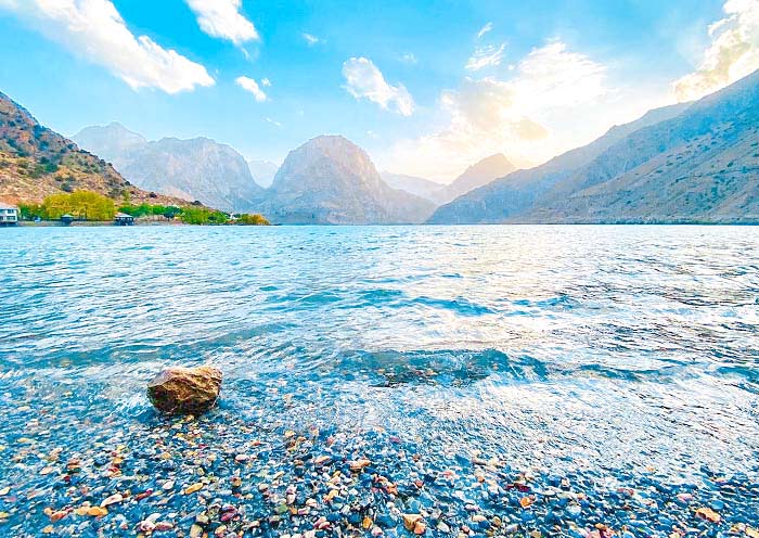 伊斯坎達爾庫爾湖 伊斯坎達爾庫爾湖