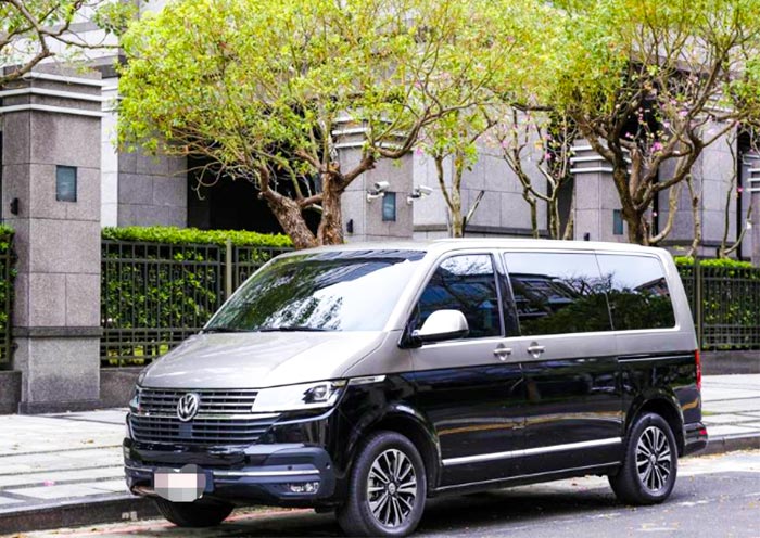 9座福斯或同级车款